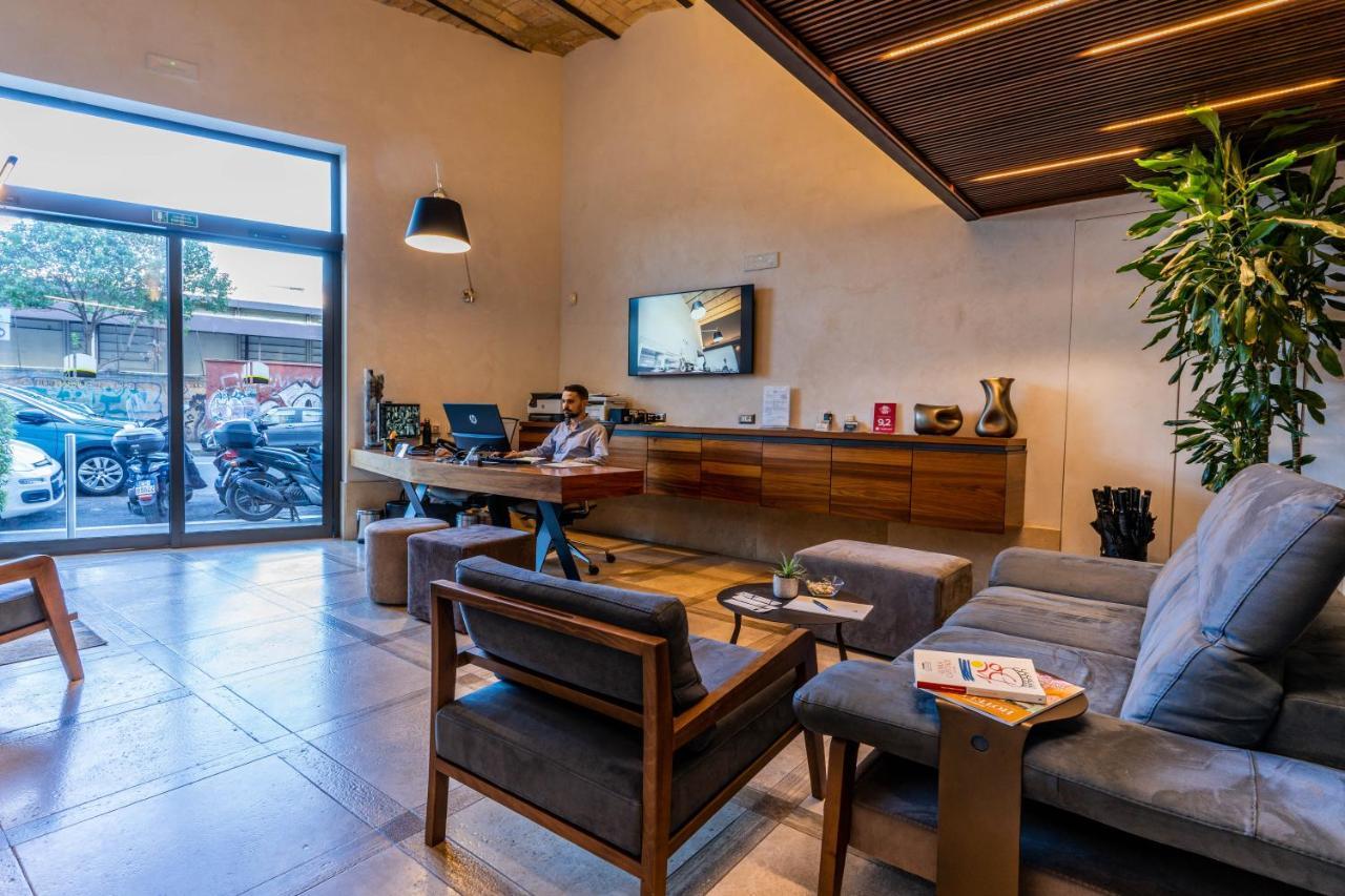 Gasometer Urban Suites Rome Exterior photo Reception area